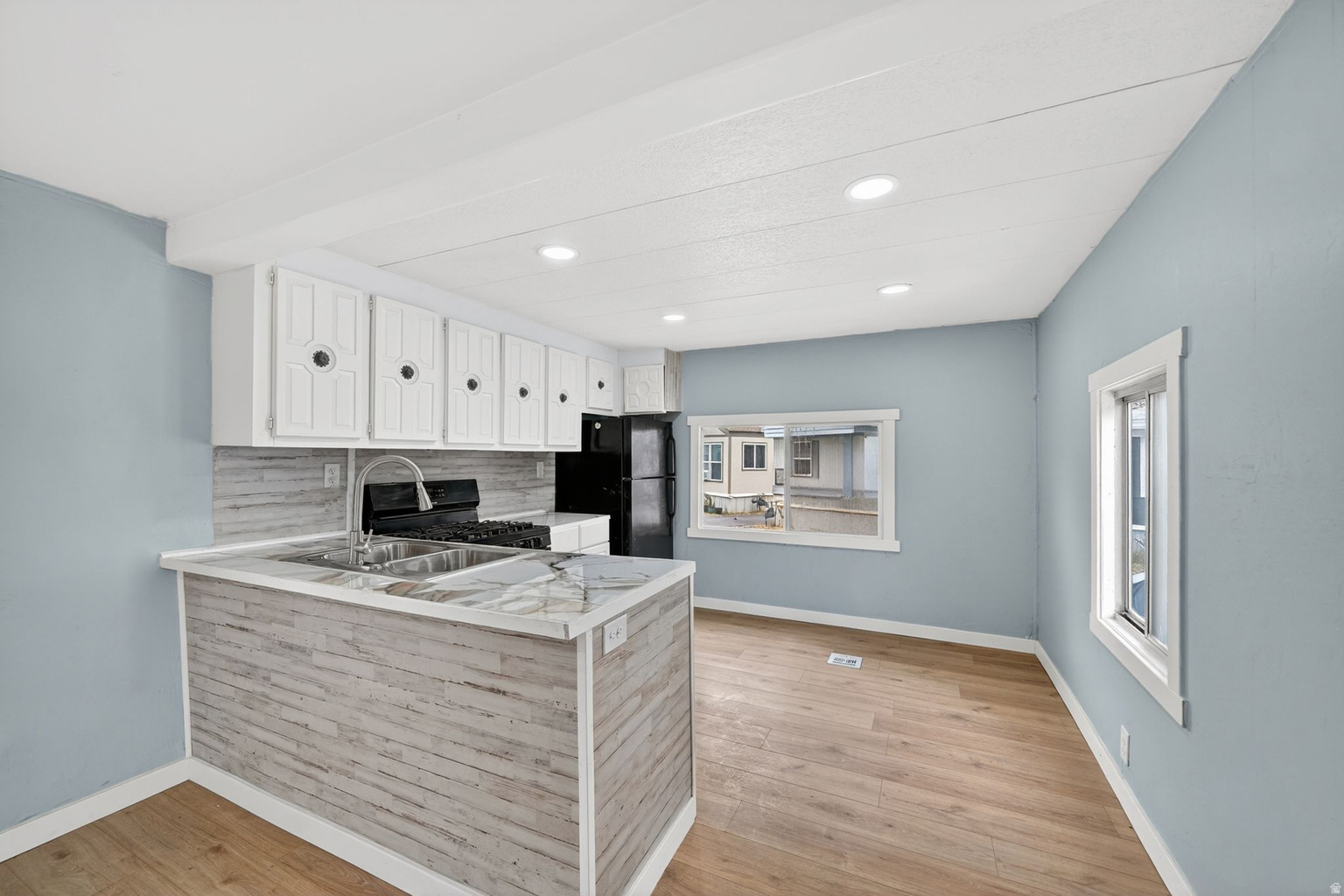 200 N HARRISVILLE RD UNIT 37, Ogden, UT, 84404