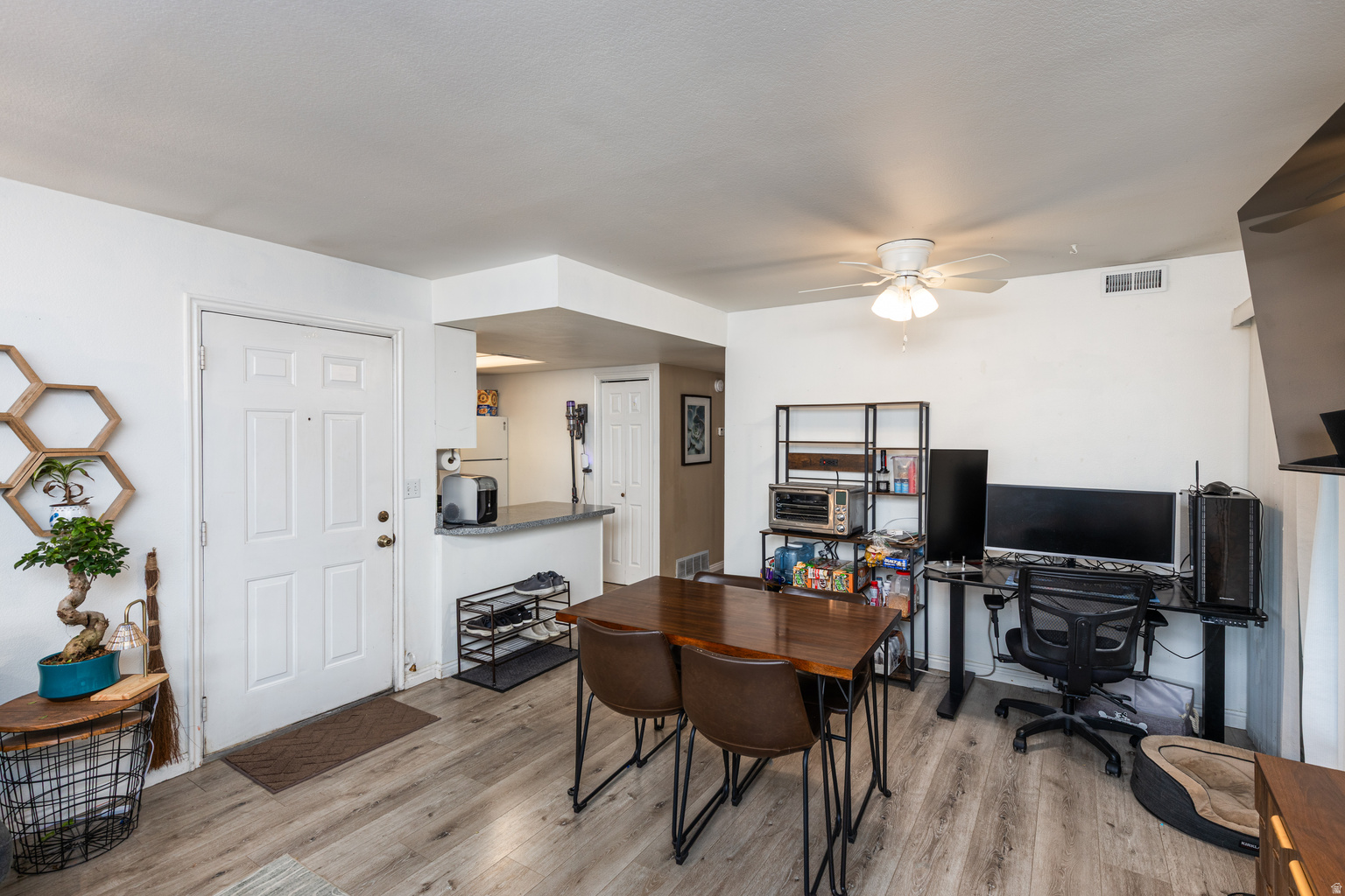 935 E CREEKHILL LN UNIT 11, Midvale, UT, 84047