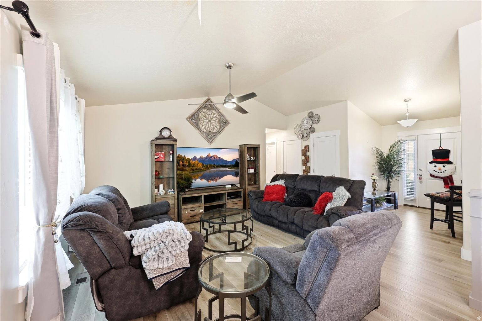 8814 W DAISY VIEW LN, Magna, UT, 84044