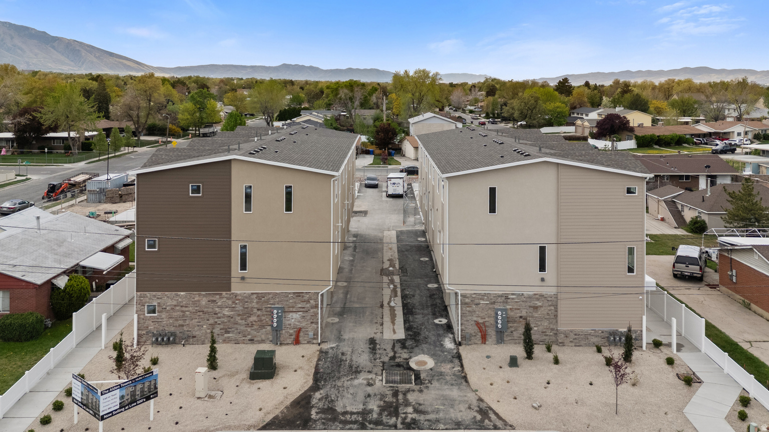 7218 S RAMANEE DR E, Midvale, UT, 84047