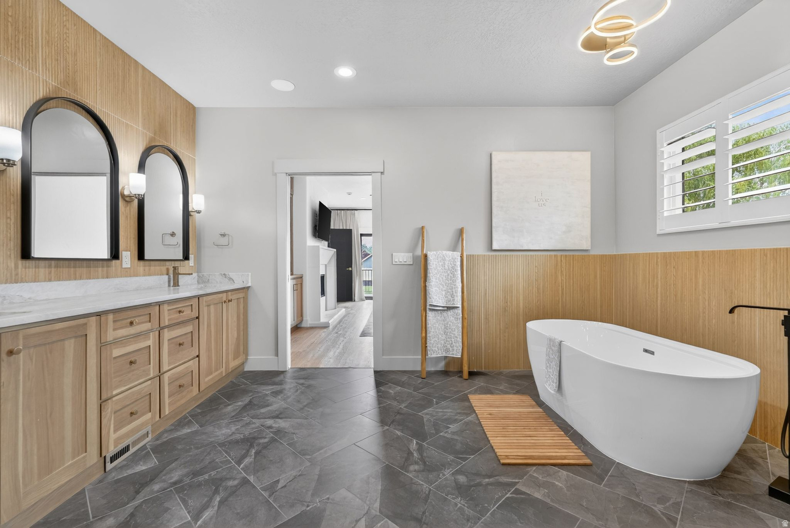 10215 N 6960 W, Highland, UT, 84003