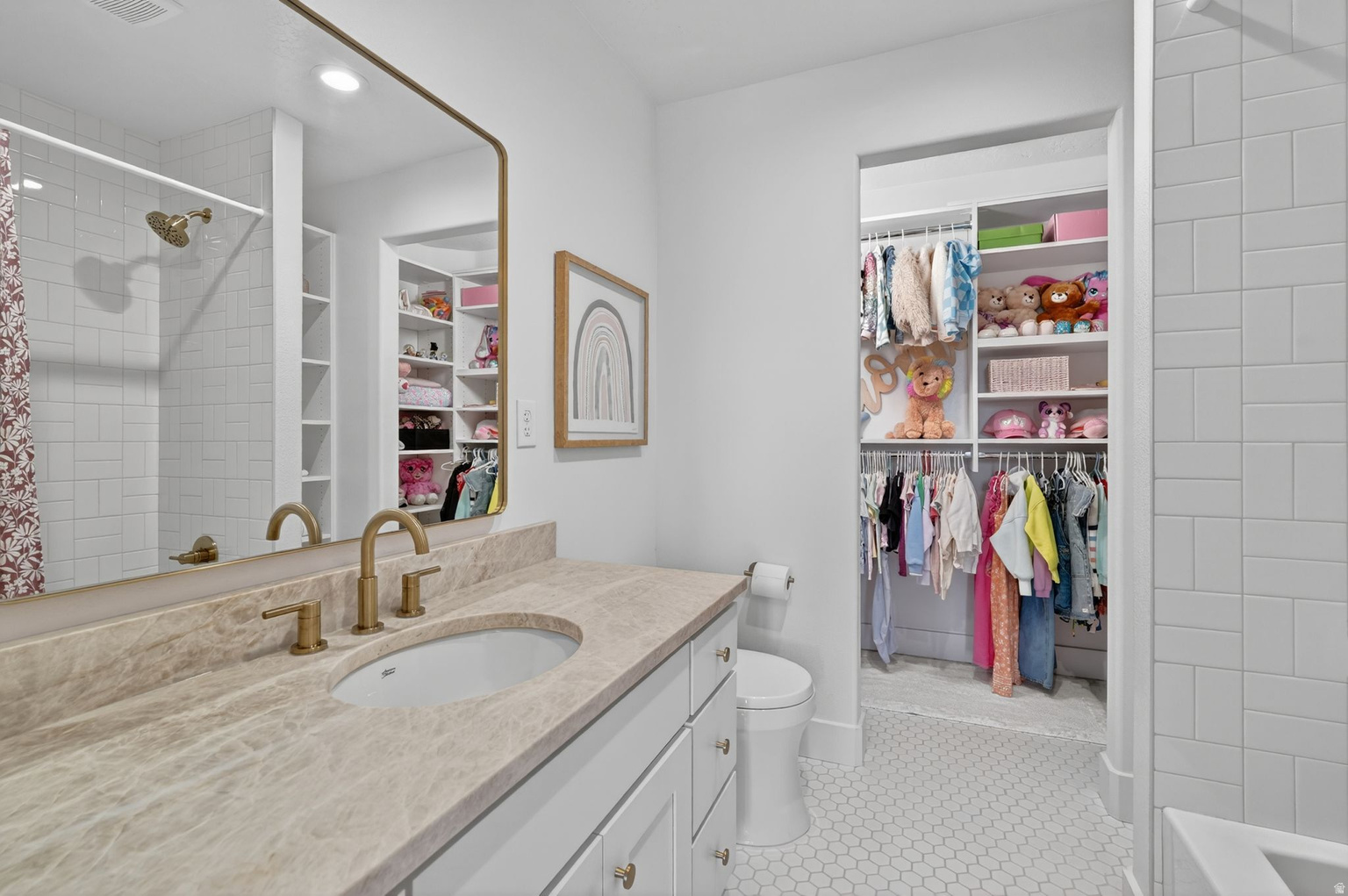 10215 N 6960 W, Highland, UT, 84003