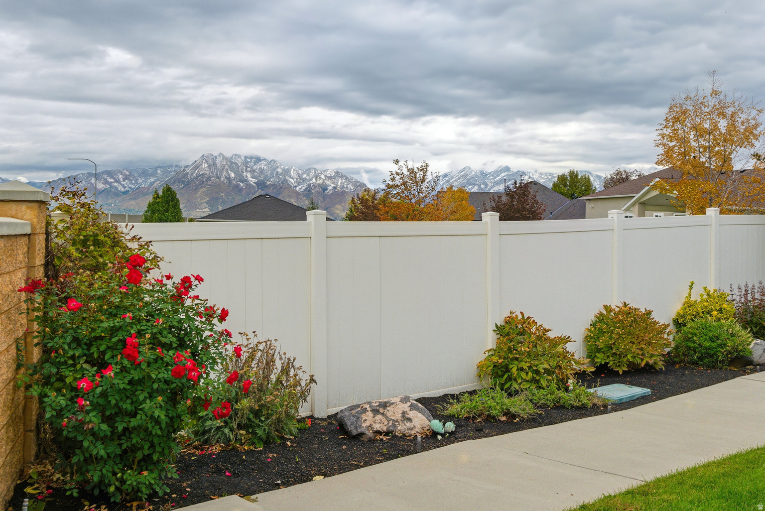 5873 S JORDAN CANAL RD, Taylorsville, UT, 84129