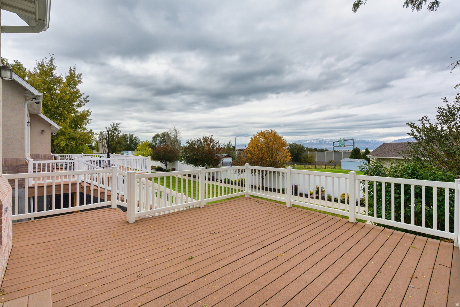 5873 S JORDAN CANAL RD, Taylorsville, UT, 84129