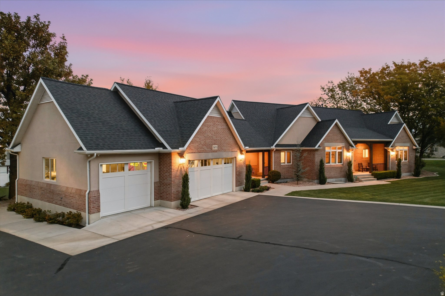 5873 S JORDAN CANAL RD, Taylorsville, UT, 84129