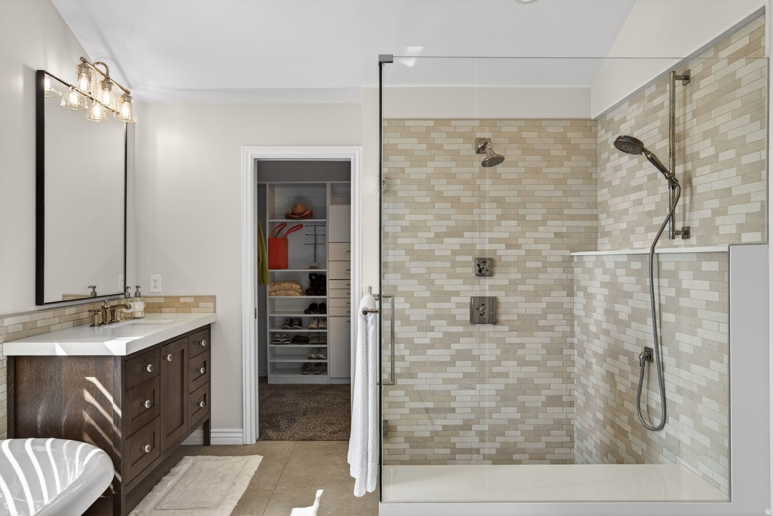 5873 S JORDAN CANAL RD, Taylorsville, UT, 84129