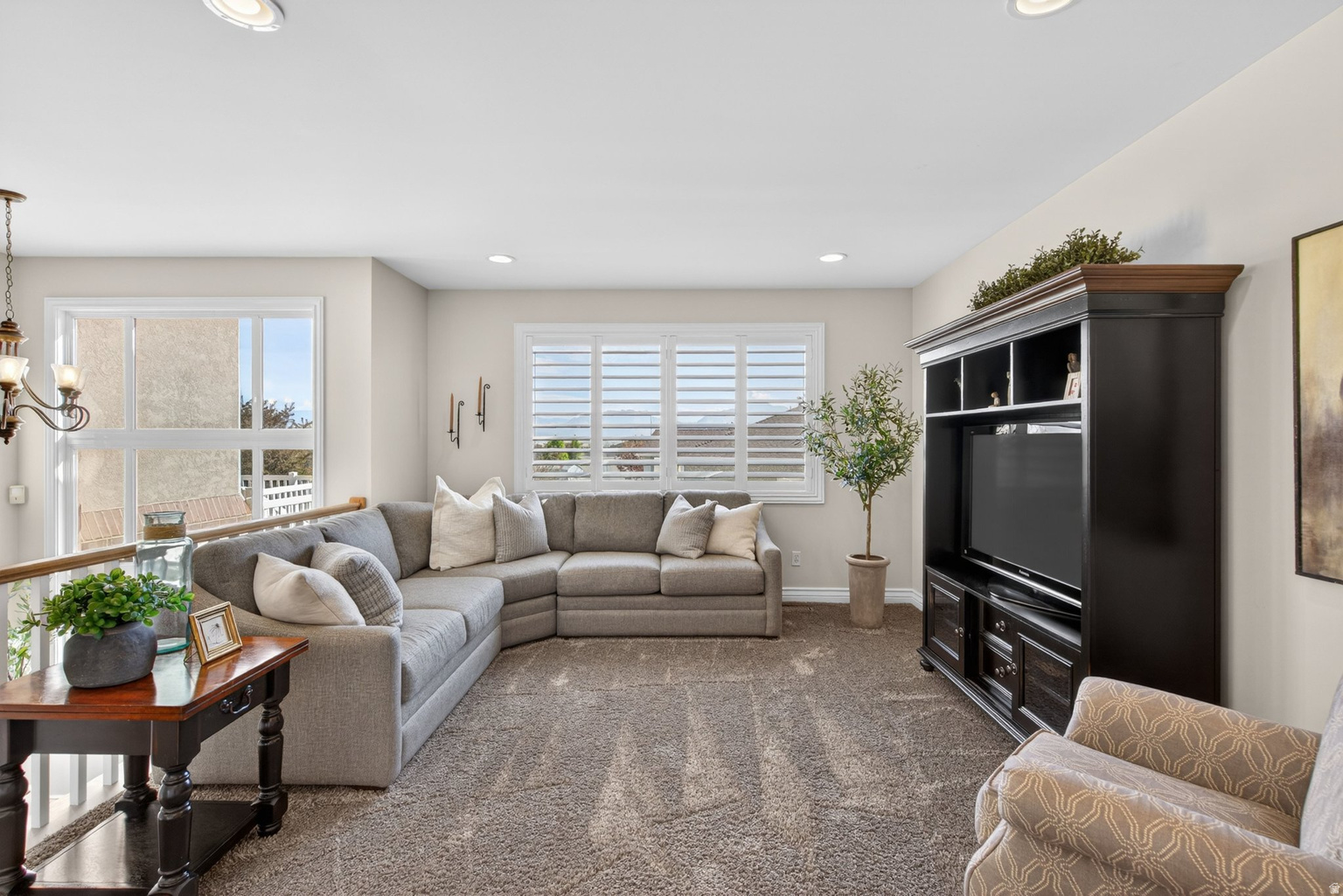 5873 S JORDAN CANAL RD, Taylorsville, UT, 84129