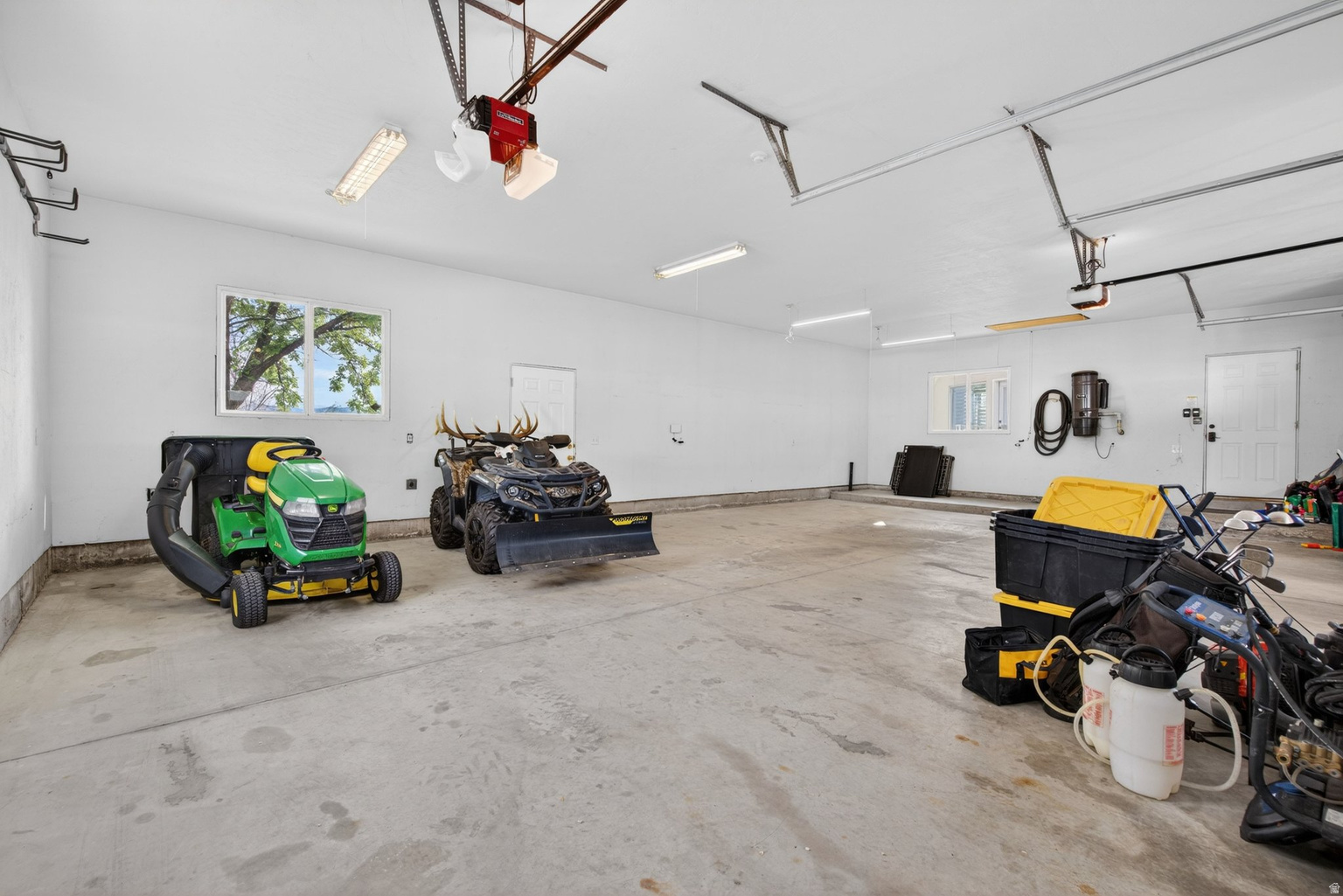 5873 S JORDAN CANAL RD, Taylorsville, UT, 84129