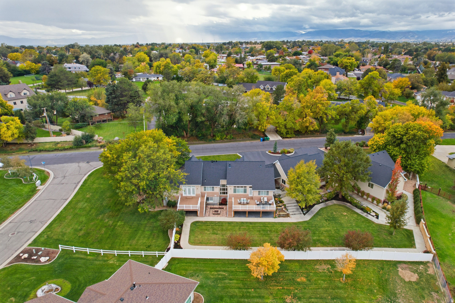 5873 S JORDAN CANAL RD, Taylorsville, UT, 84129