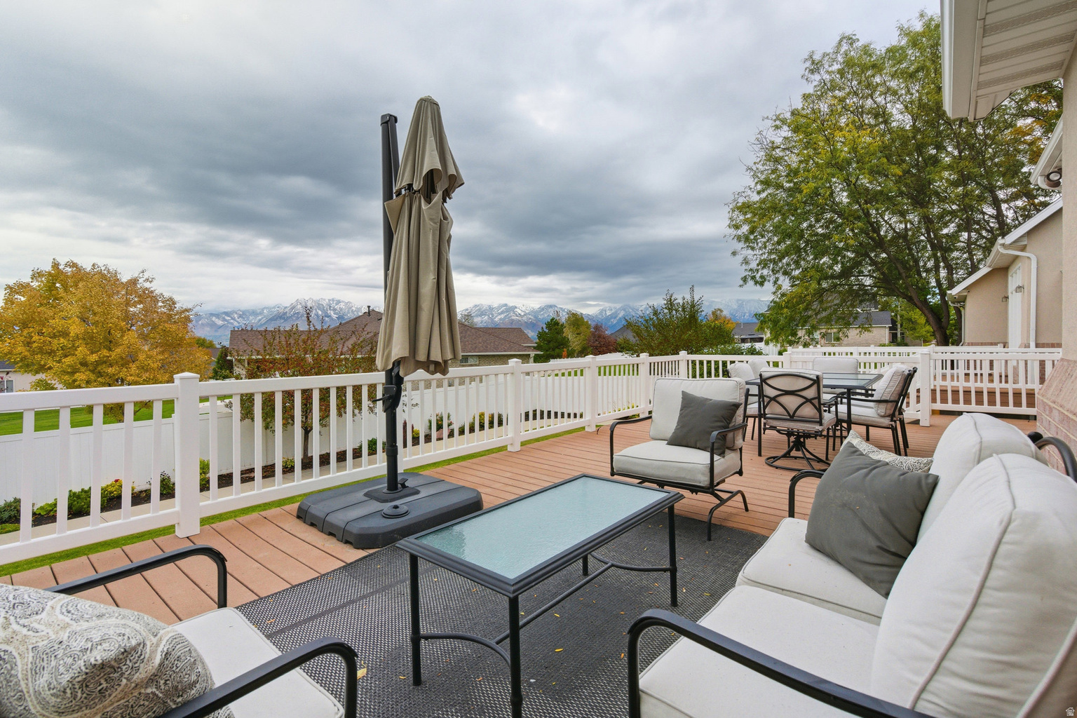 5873 S JORDAN CANAL RD, Taylorsville, UT, 84129