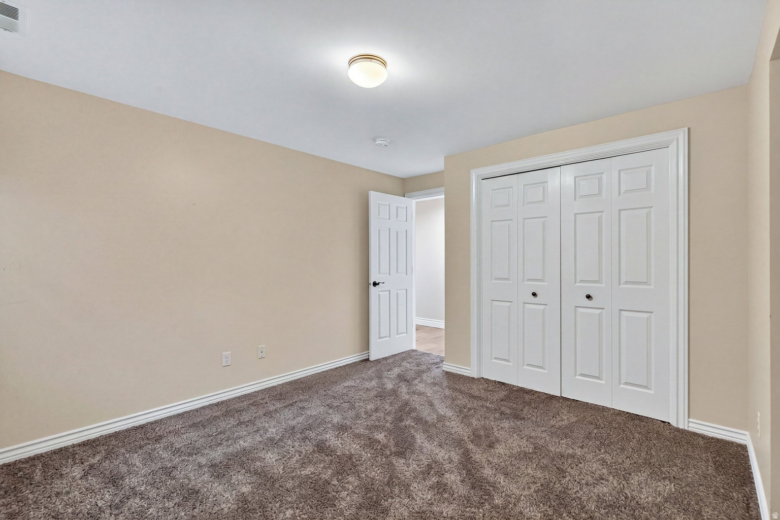 5873 S JORDAN CANAL RD, Taylorsville, UT, 84129