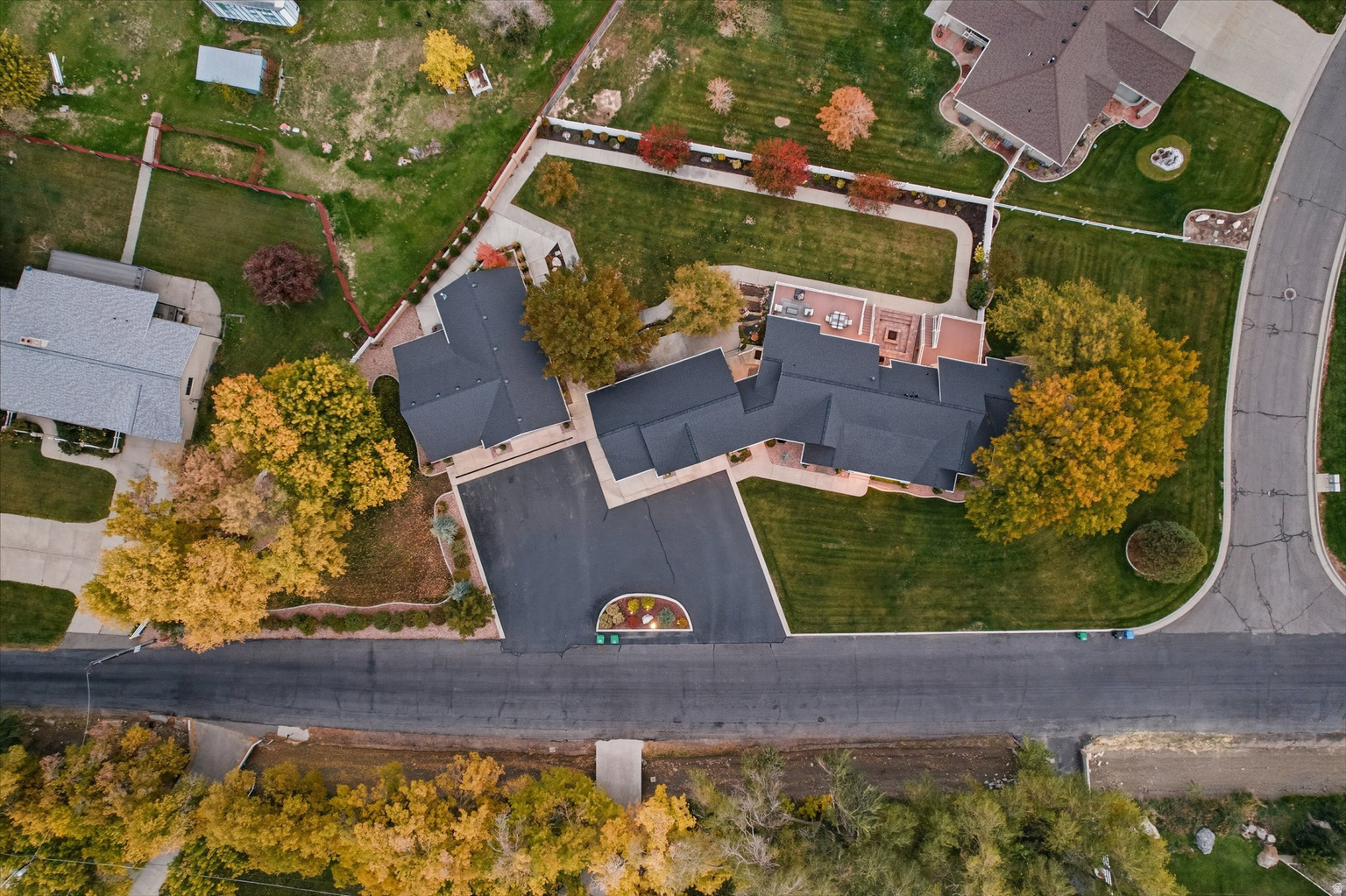 5873 S JORDAN CANAL RD, Taylorsville, UT, 84129