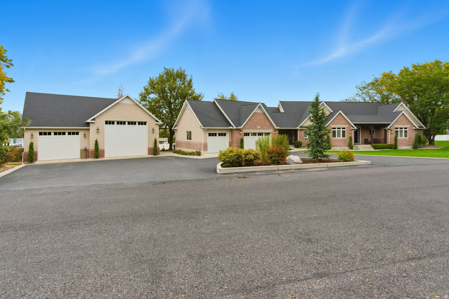 5873 S JORDAN CANAL RD, Taylorsville, UT, 84129