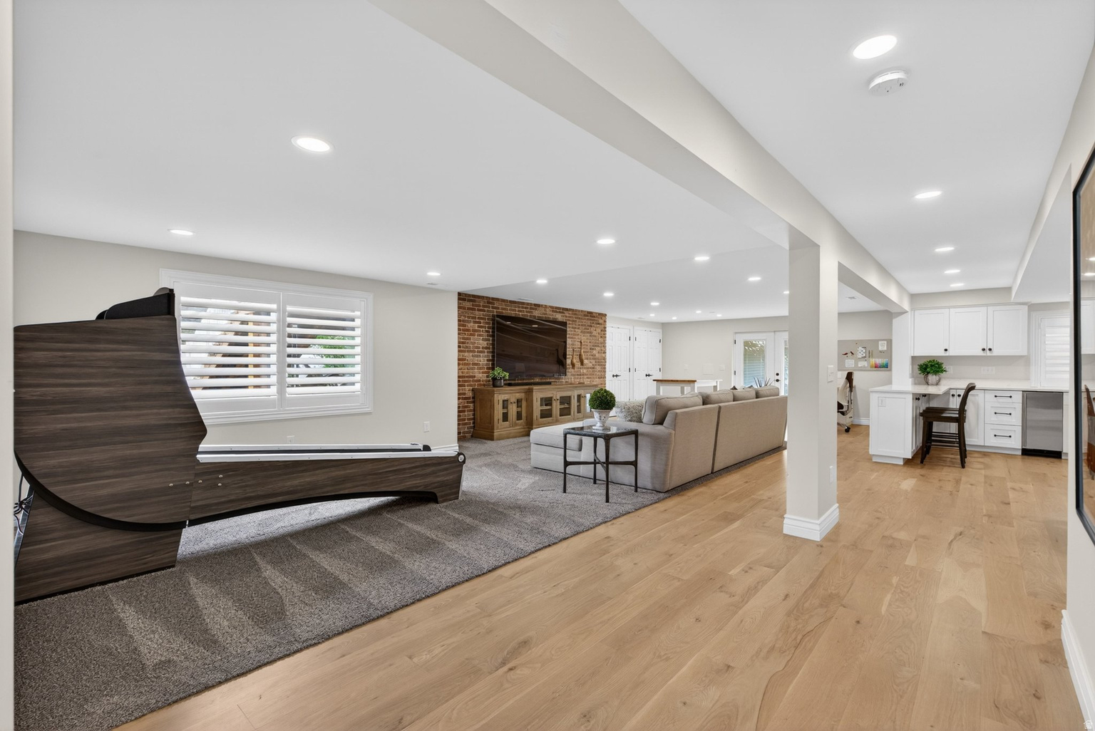 5873 S JORDAN CANAL RD, Taylorsville, UT, 84129