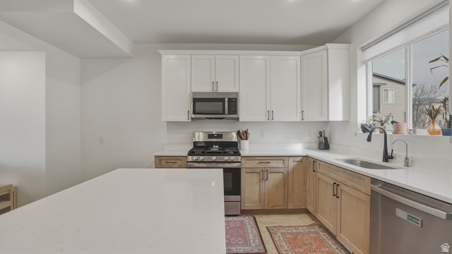 108 W RYKER LN, Midvale, UT, 84047