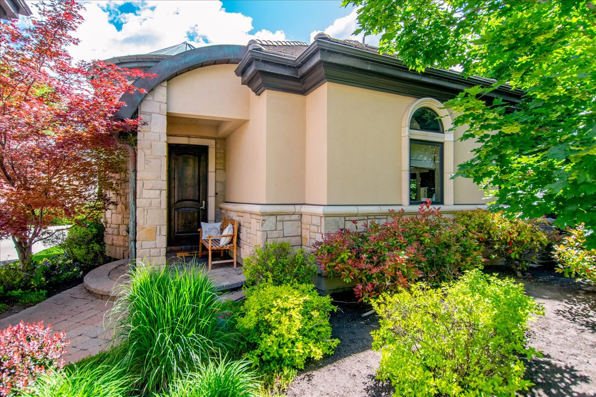 6274 S OLES LN E, Holladay, UT, 84121