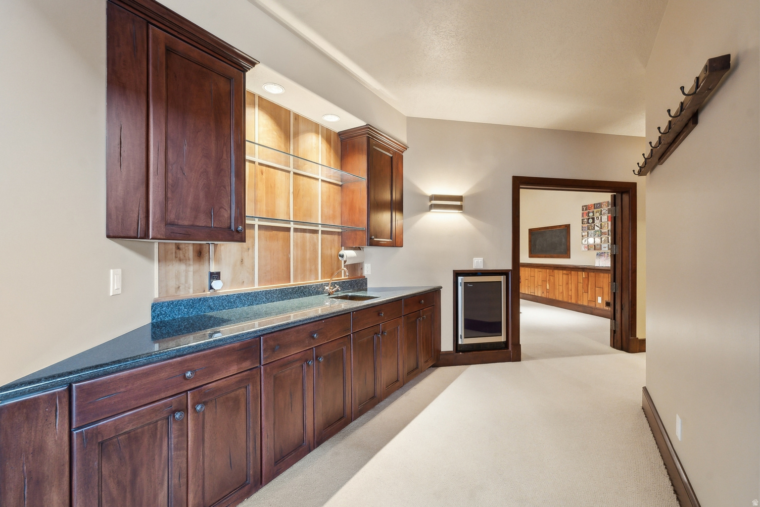 4552 S ZARAHEMLA DR E, Millcreek, UT, 84124