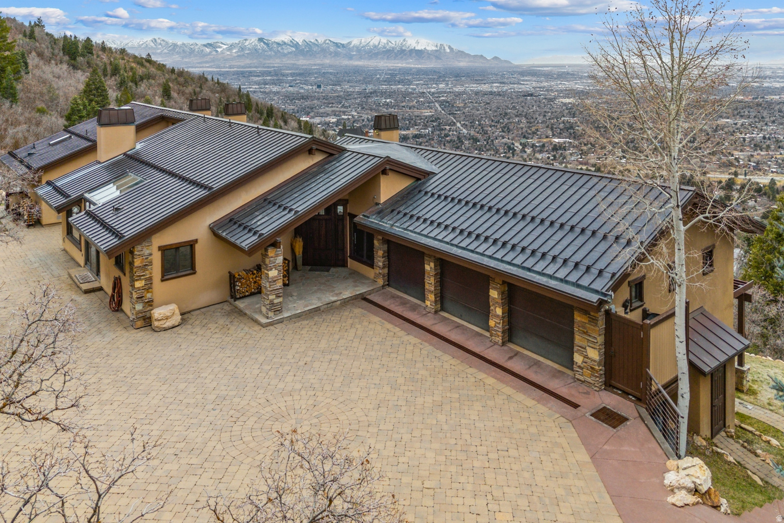 4552 S ZARAHEMLA DR E, Millcreek, UT, 84124