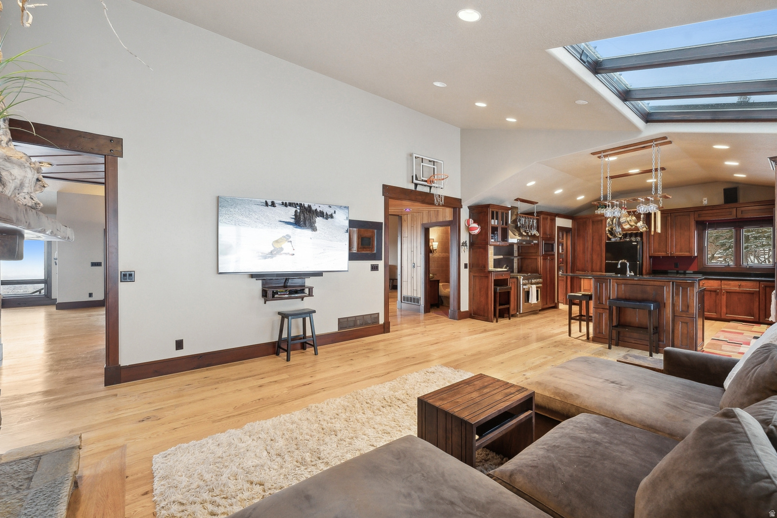 4552 S ZARAHEMLA DR E, Millcreek, UT, 84124