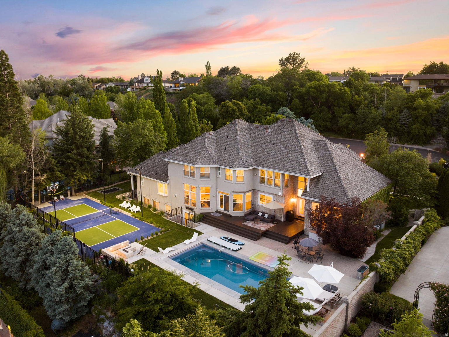 533 W CANYON TRL, Dammeron  Valley, UT, 84783