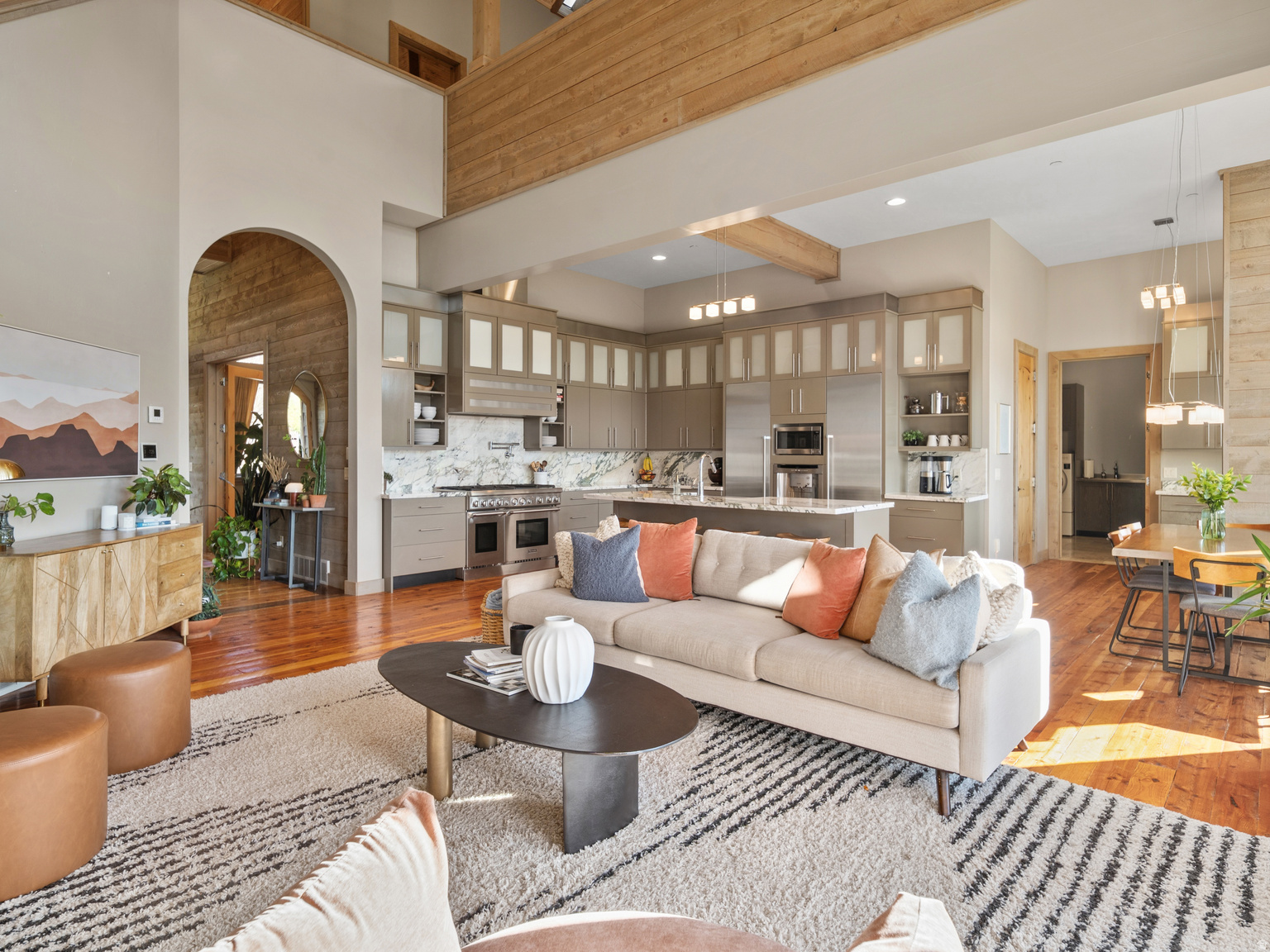 6438 E SUMMIT CV, Huntsville, UT, 84317