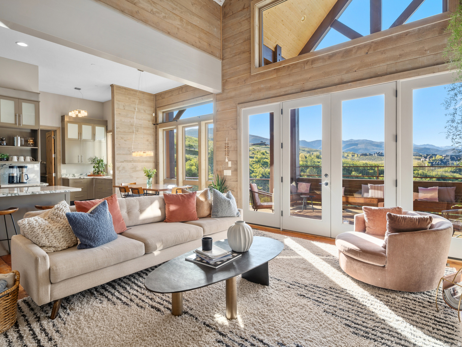 6438 E SUMMIT CV, Huntsville, UT, 84317