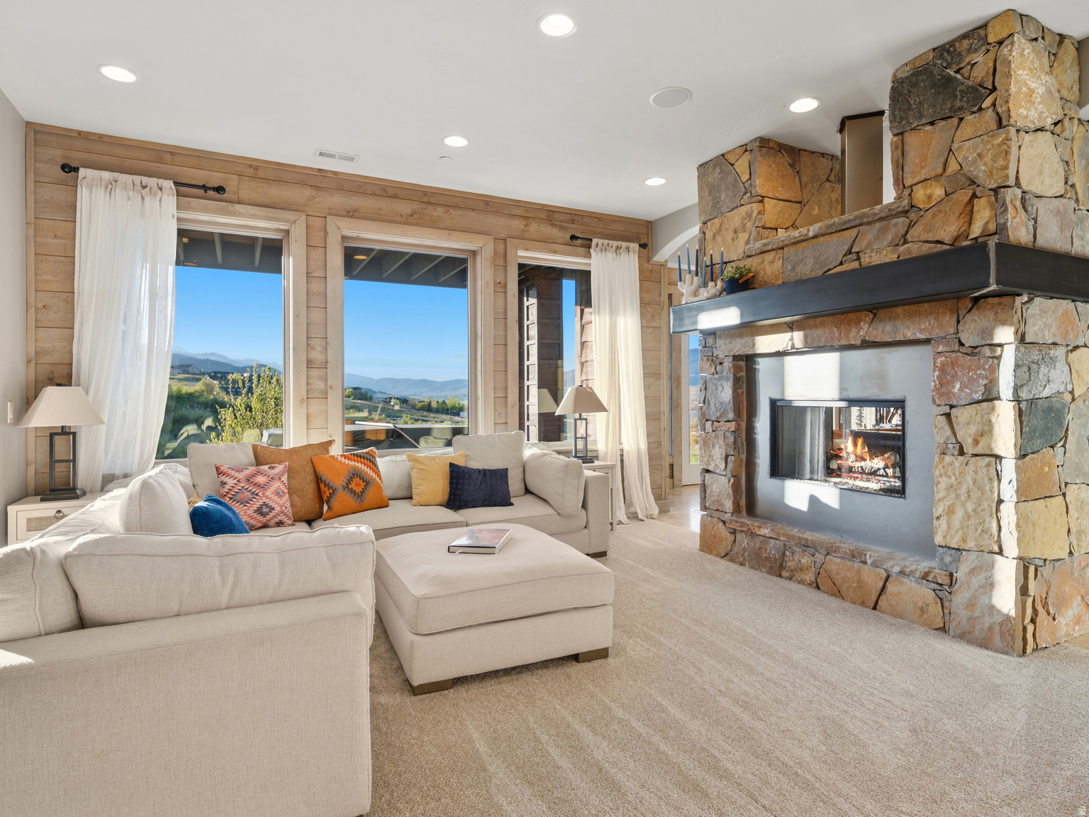 6438 E SUMMIT CV, Huntsville, UT, 84317