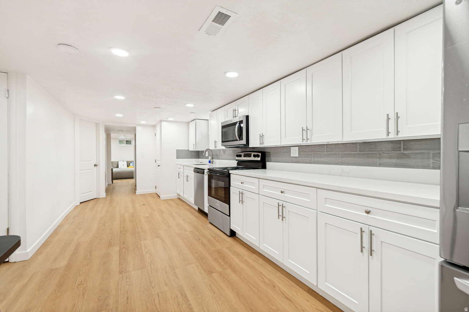 8947 S 500 E, Sandy, UT, 84070
