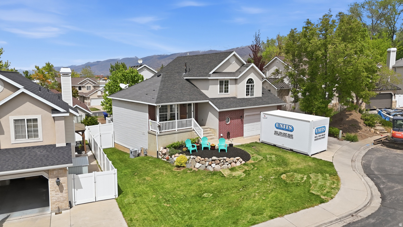 581 E COMPASS CIR N, North  Salt  Lake, UT, 84054