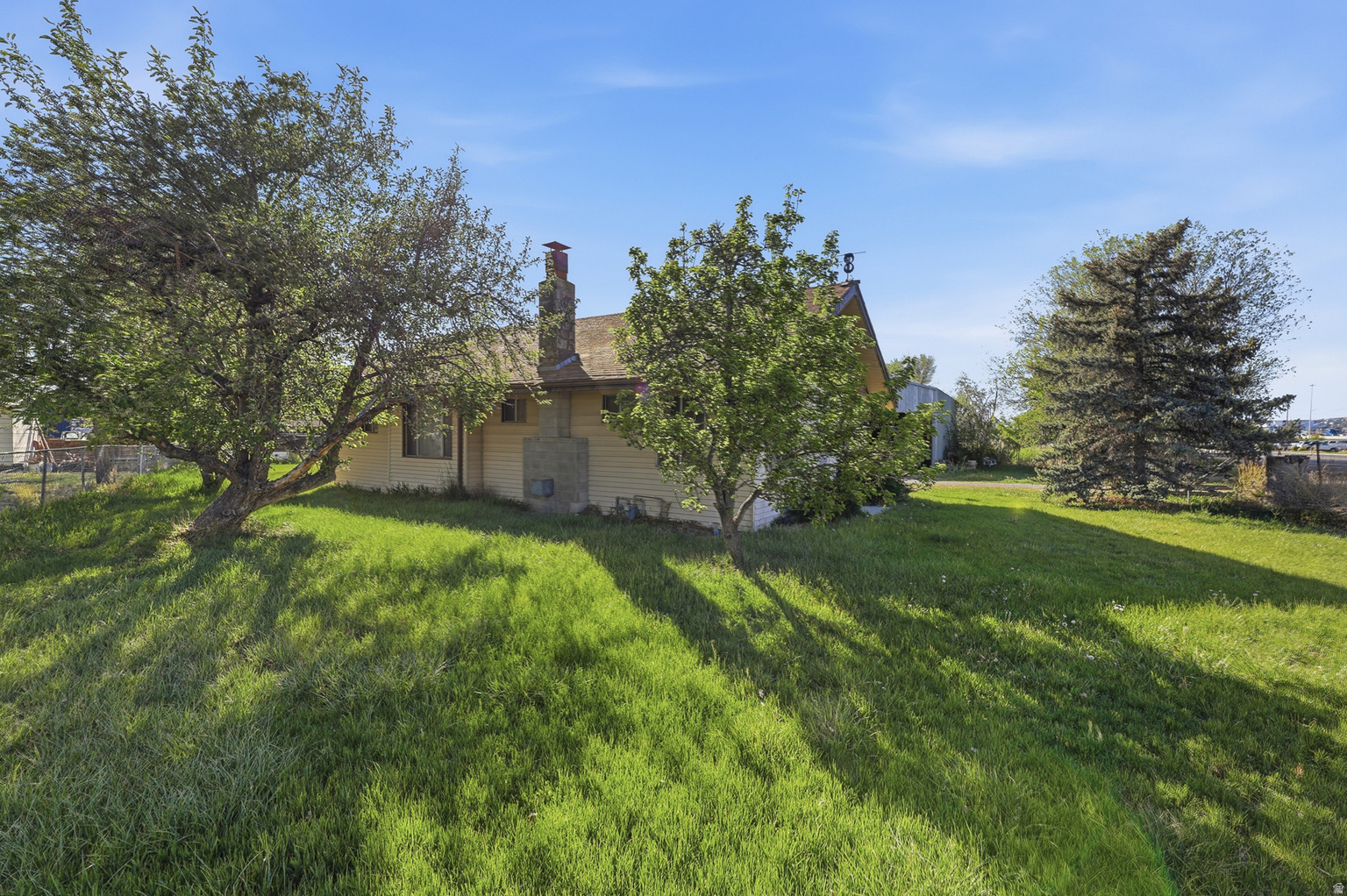 915 W STATE ST, Lehi, UT, 84043