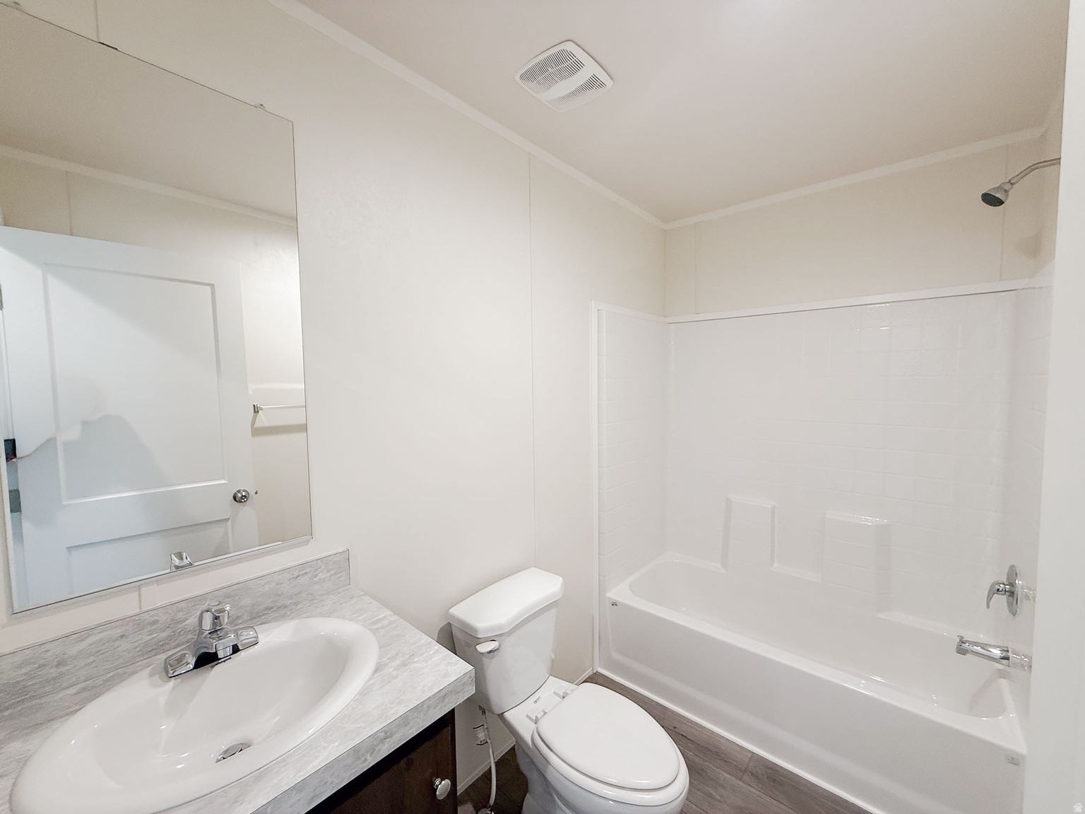 200 N HARRISVILLE RD UNIT 29, Ogden, UT, 84404