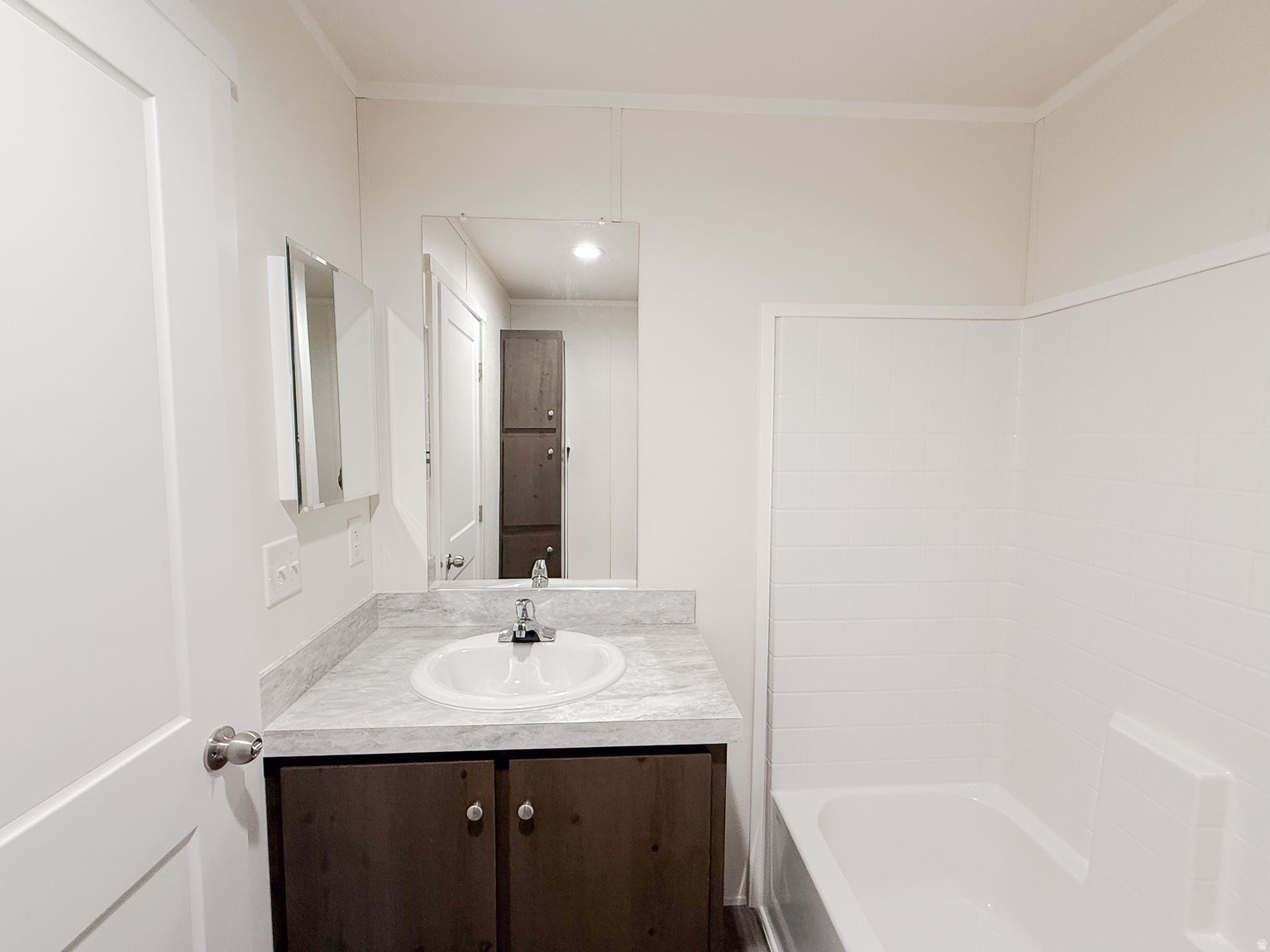 200 N HARRISVILLE RD UNIT 29, Ogden, UT, 84404