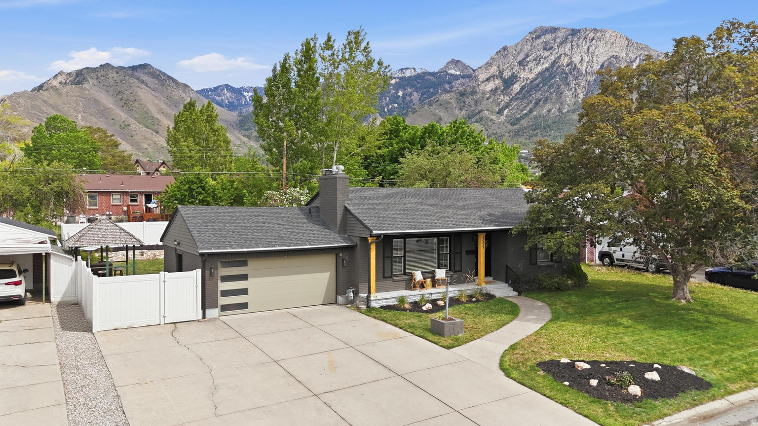 3927 S 3075 E, Holladay, UT, 84124 3927 S 3075 E, Holladay, UT, 84124