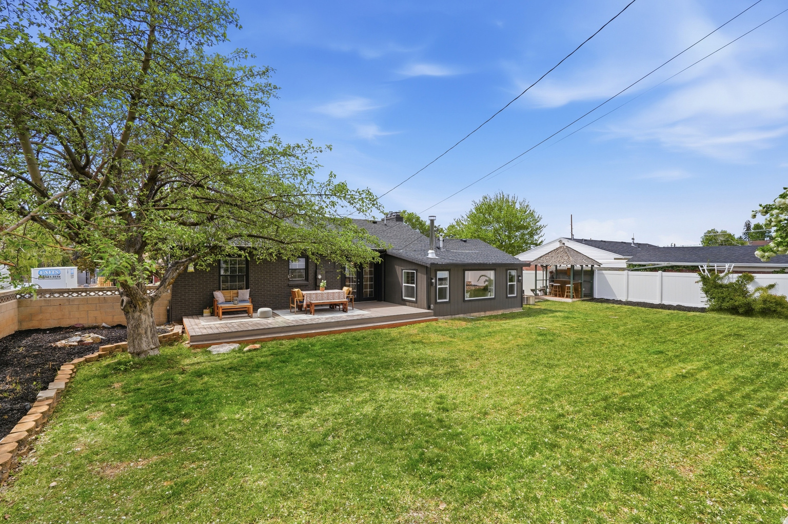 3927 S 3075 E, Holladay, UT, 84124 3927 S 3075 E, Holladay, UT, 84124