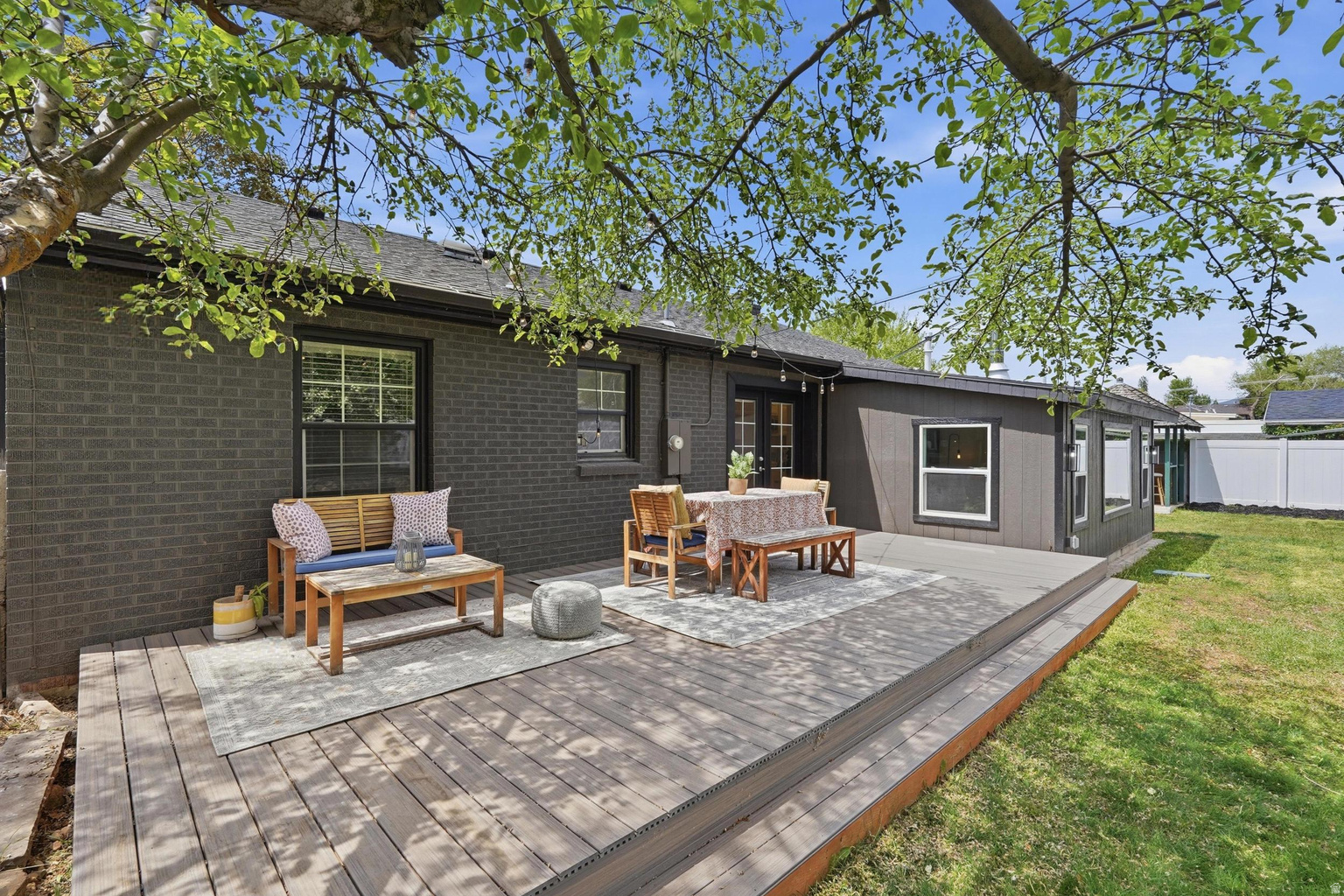 3927 S 3075 E, Holladay, UT, 84124 3927 S 3075 E, Holladay, UT, 84124