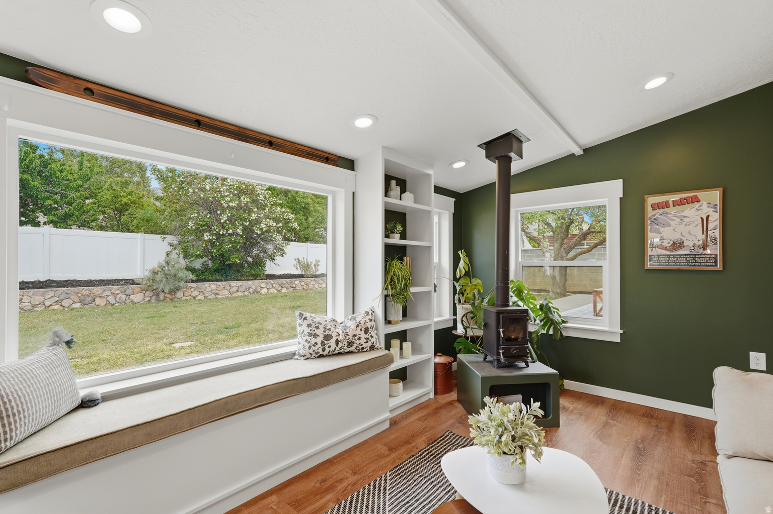 3927 S 3075 E, Holladay, UT, 84124 3927 S 3075 E, Holladay, UT, 84124