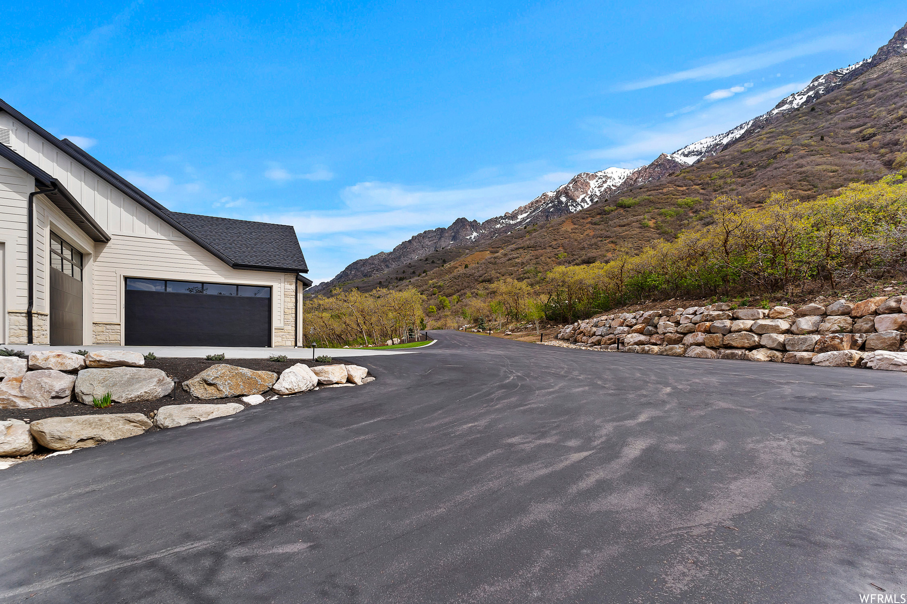 4903 Pole Patch Dr Pleasant View UT 84414 2,800,000