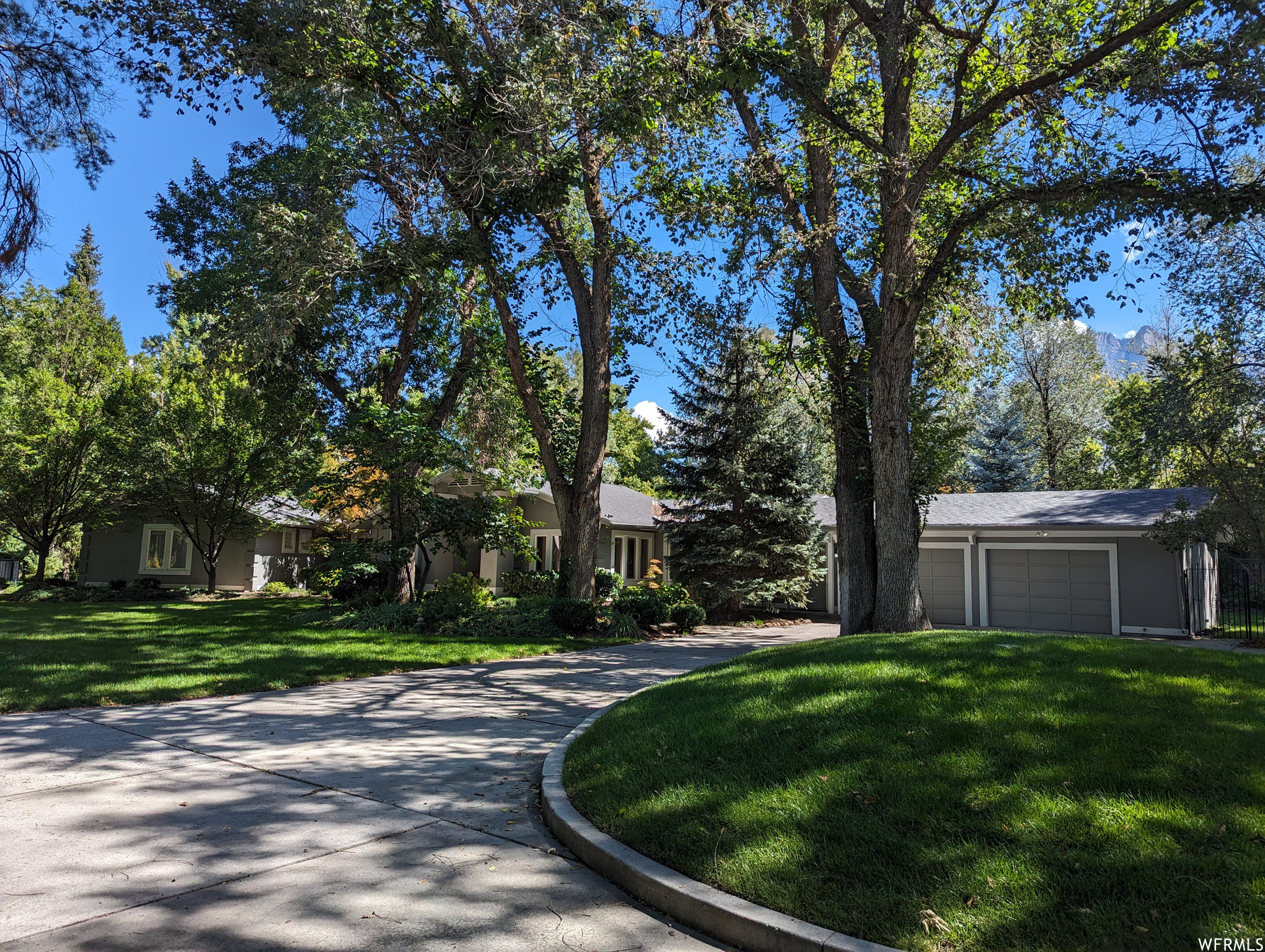 5575 S Merlyn Cir Holladay UT 84117 | $2,449,000 | UtahRealEstate.com