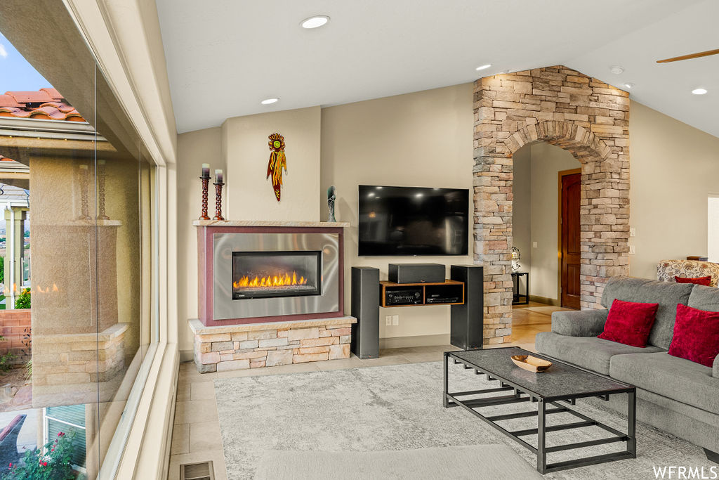 Your Dream Utah Property 1,200,000 913 E Lizzie Ln St. UT