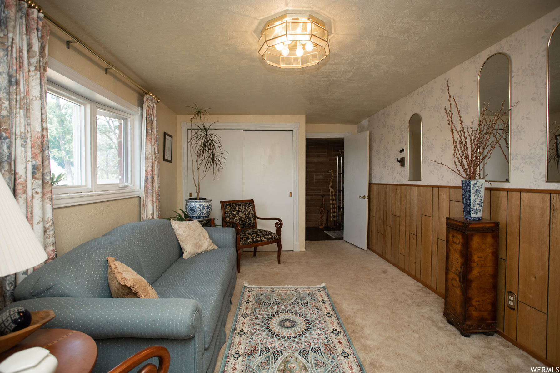 574 W 100 S Blanding UT 84511 395,000