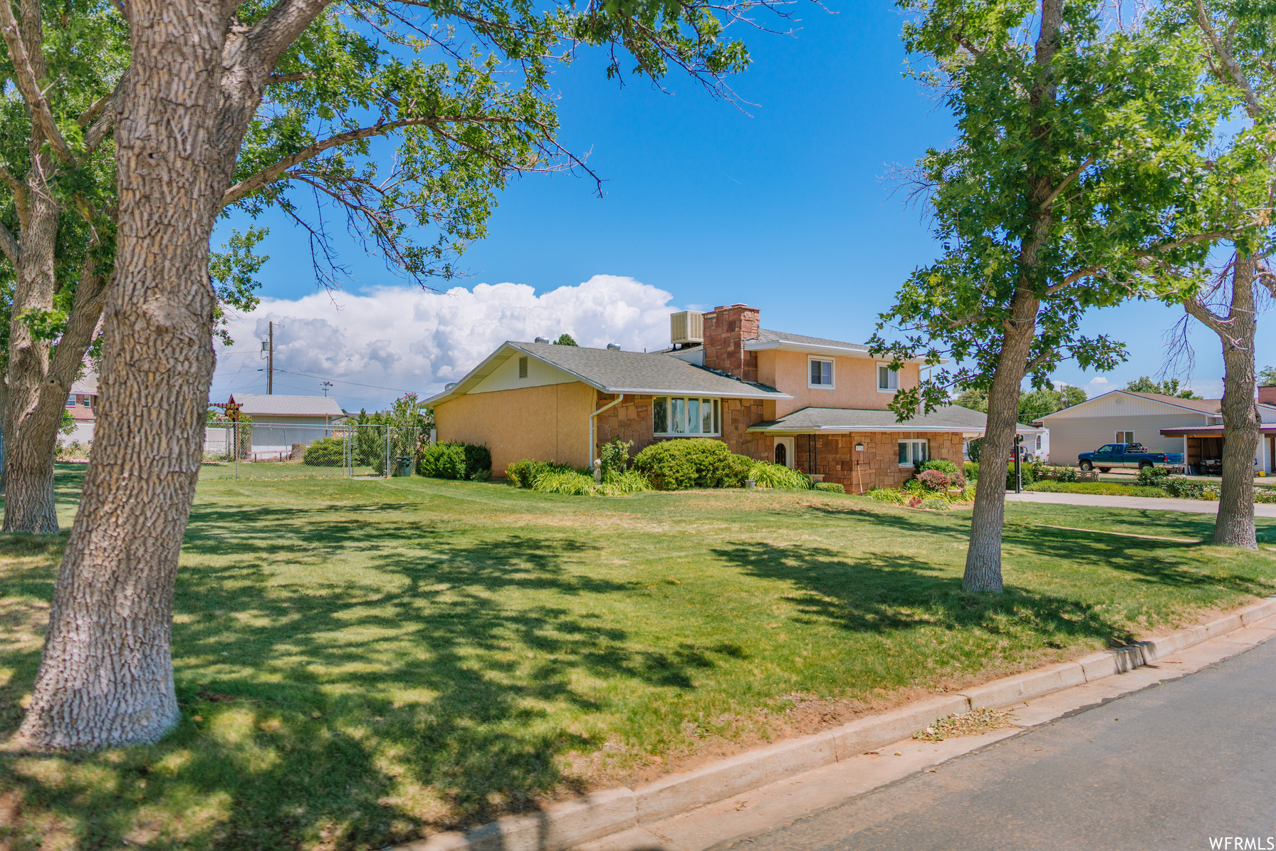 574 W 100 S Blanding UT 84511 395,000