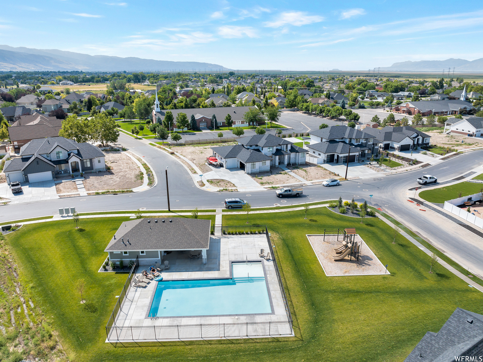 1595 W Pheasant Meadow Kaysville UT 84037 2,399,900