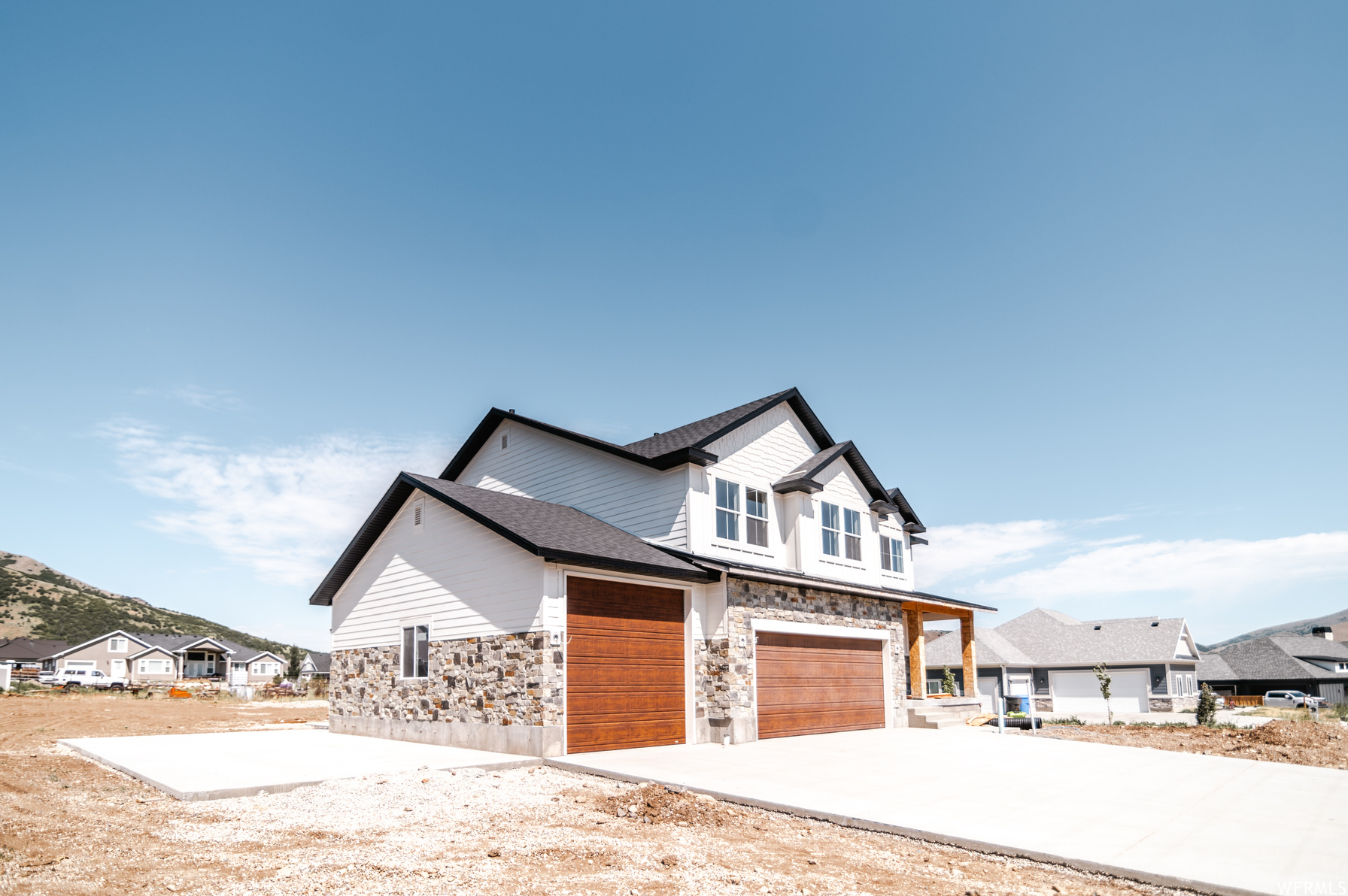 376 S 200 E Mantua UT 84324 799,000