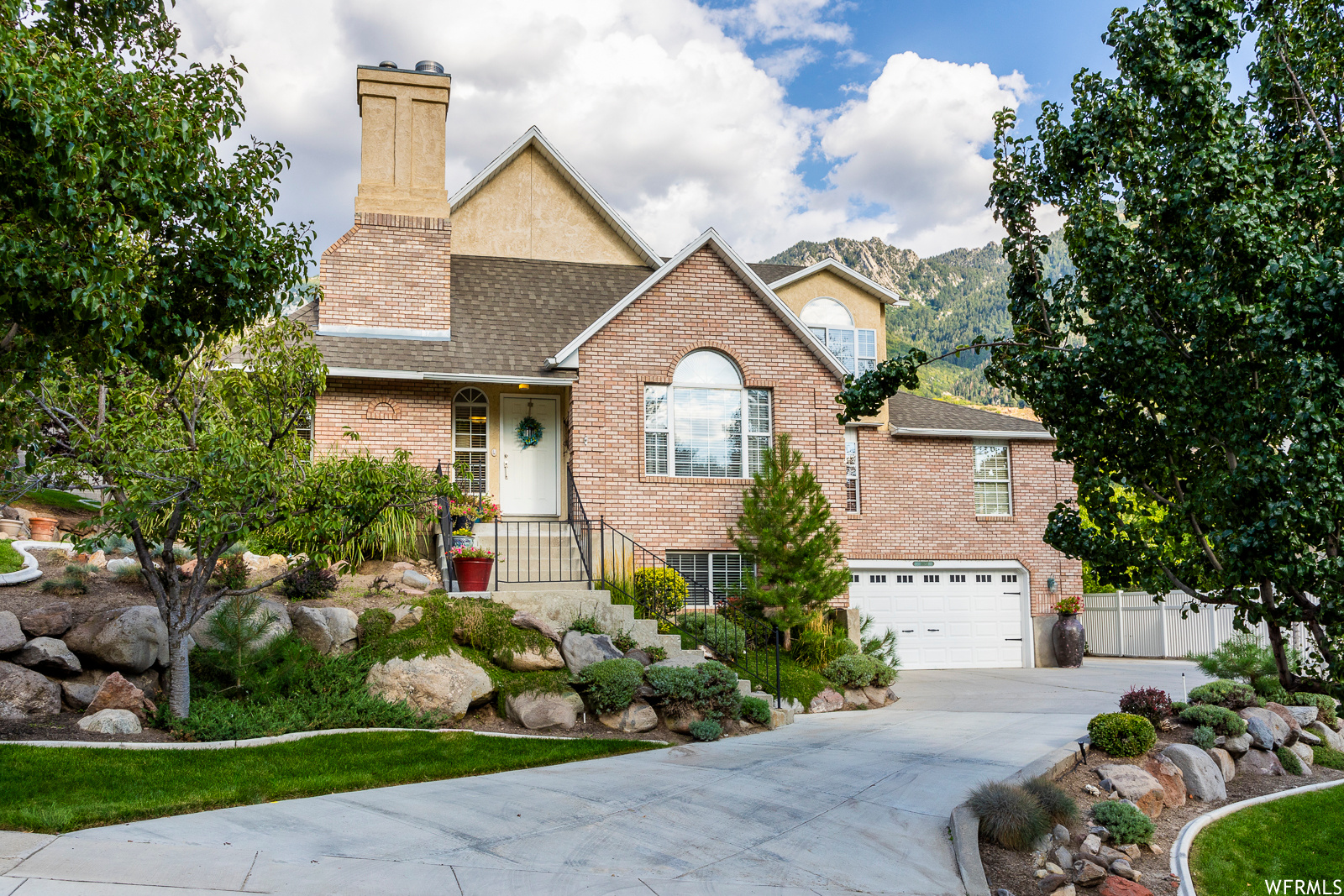 11653 S High Mountain Dr Sandy UT 84092 | $799,999 | UtahRealEstate.com