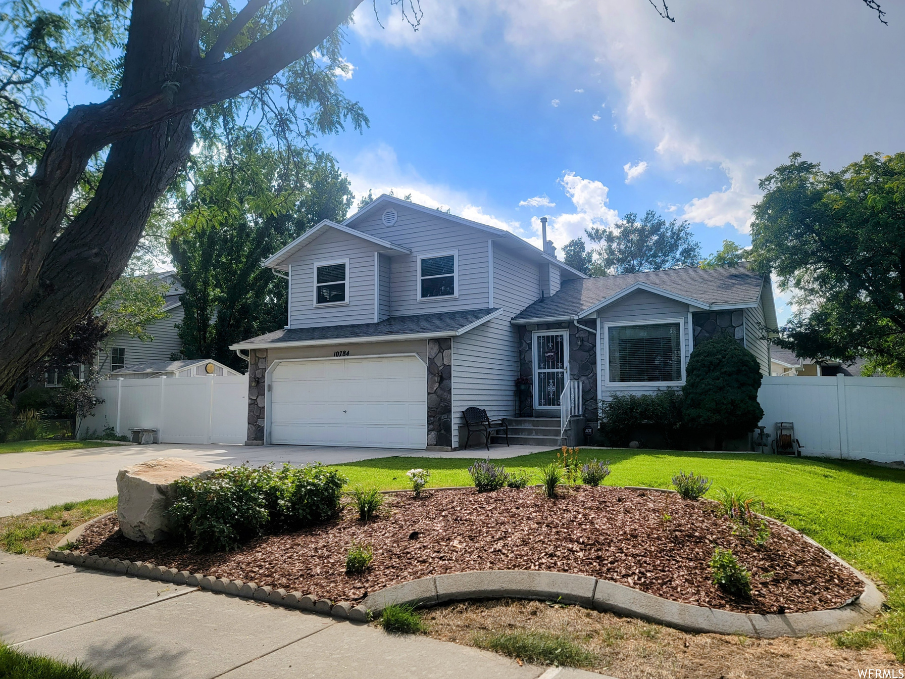 10784 S Berrywood Ct Sandy UT 84070 569,900