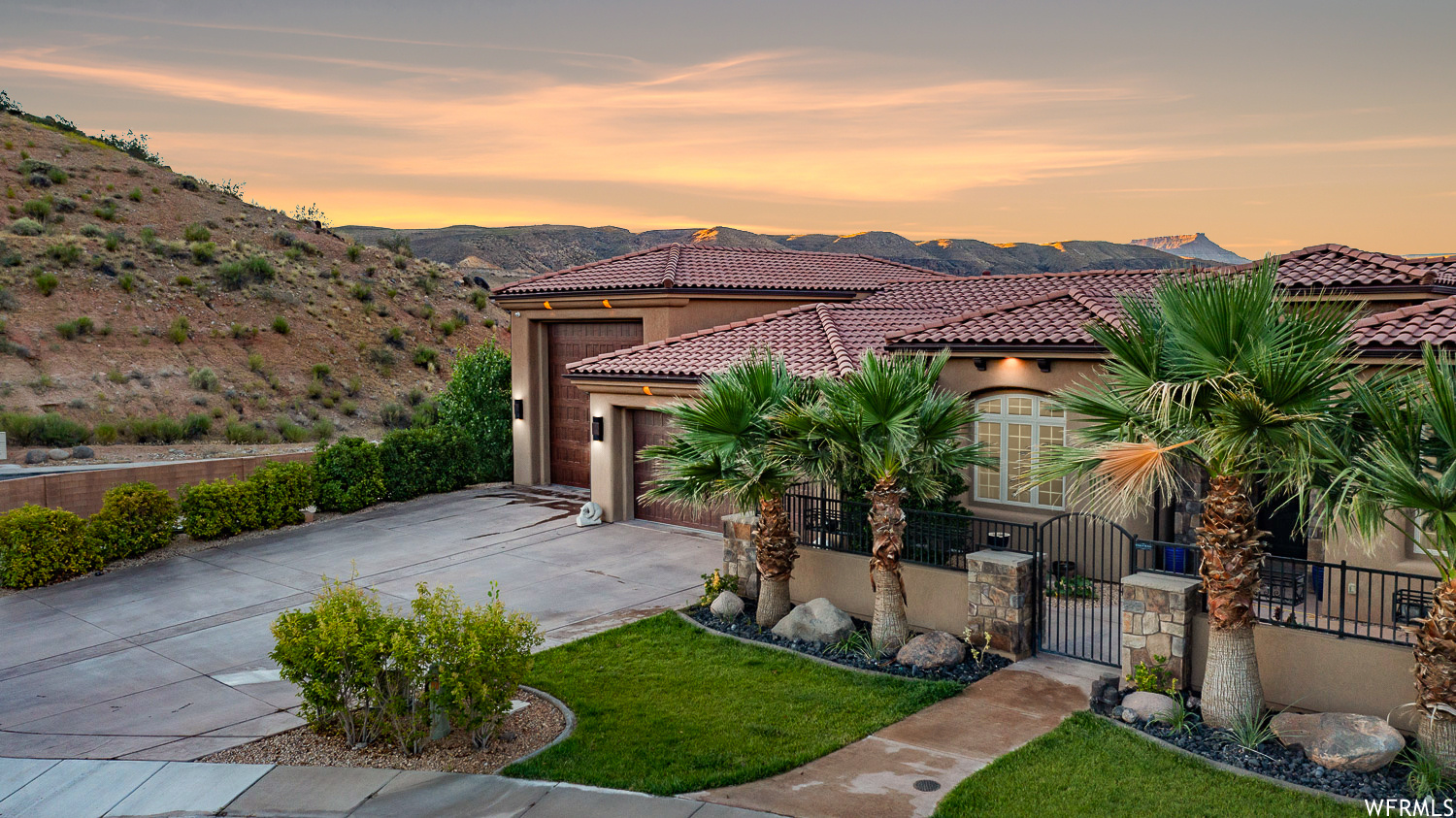 86 E Kolob Cir Toquerville UT 84774 1,559,900