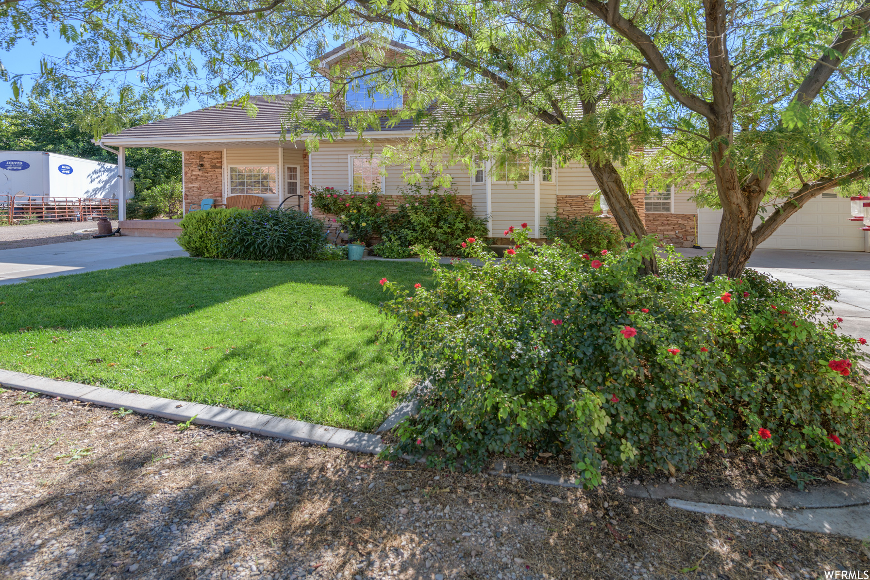 659 S Silver Valley Rd Leeds UT 84746 960,000