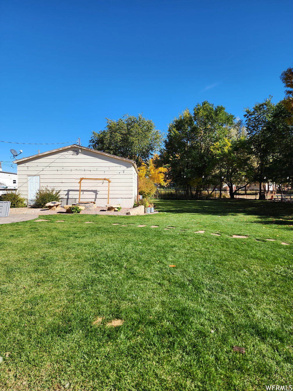 7960 E Hwy 40 Fort Duchesne UT 84026 670,000