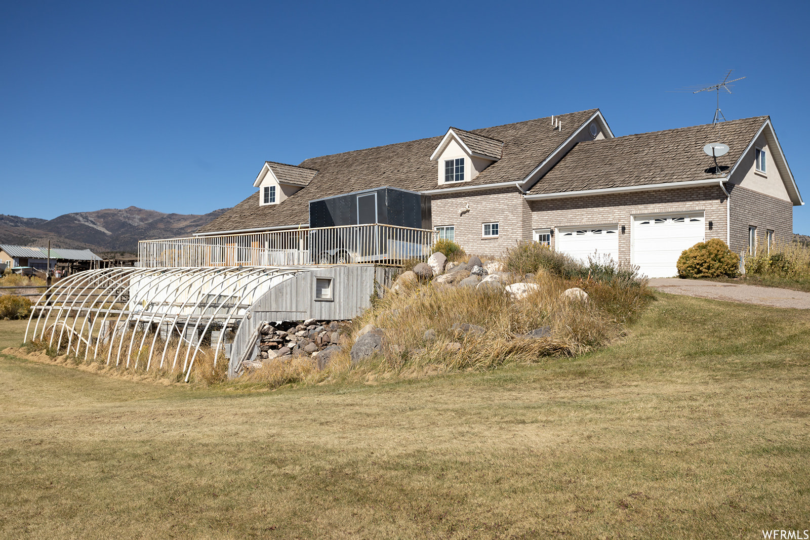 525 N Main Koosharem UT 84744 799,900