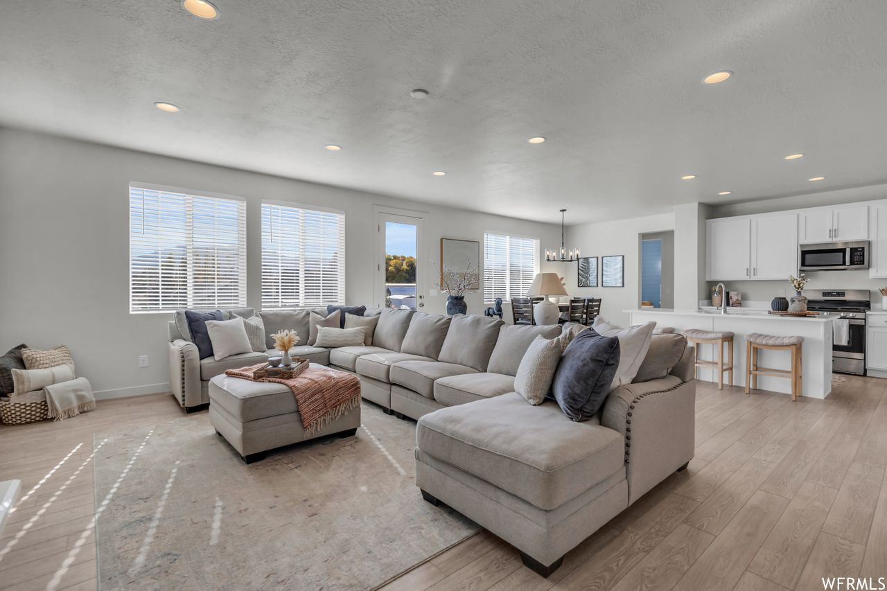 13073 S Twisted Oak Dr Herriman UT 84096 | $794,500 | UtahRealEstate.com